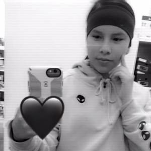 Meet your Posher, Rae